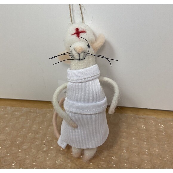 Silver Tree Surgical Nurse Felted Dressed Mouse Ornament NWT - Picture 4 of 6